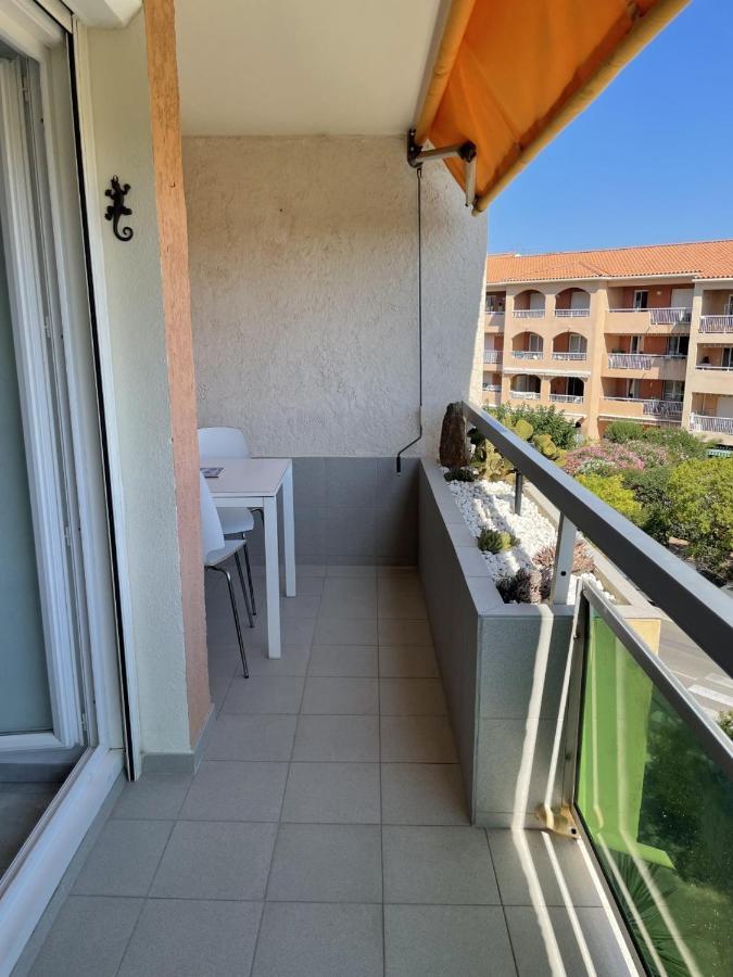 Bormes-Les-Mimosas - Appart 25M2 Avec Balcon - 4P ภายนอก รูปภาพ
